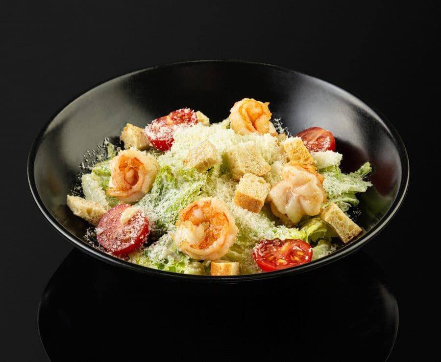 Салат цезарь с курицей